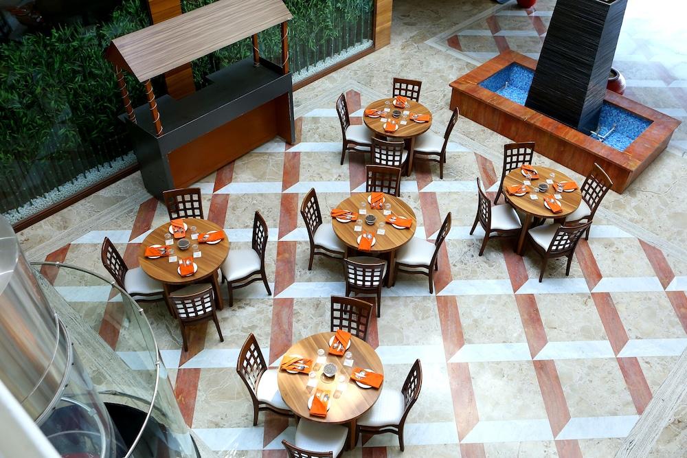 Hotel The Fern Residency Mundra Exterior foto