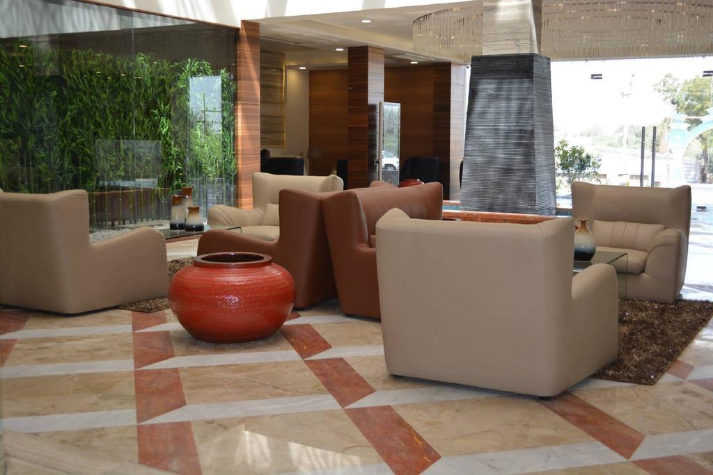 Hotel The Fern Residency Mundra Exterior foto